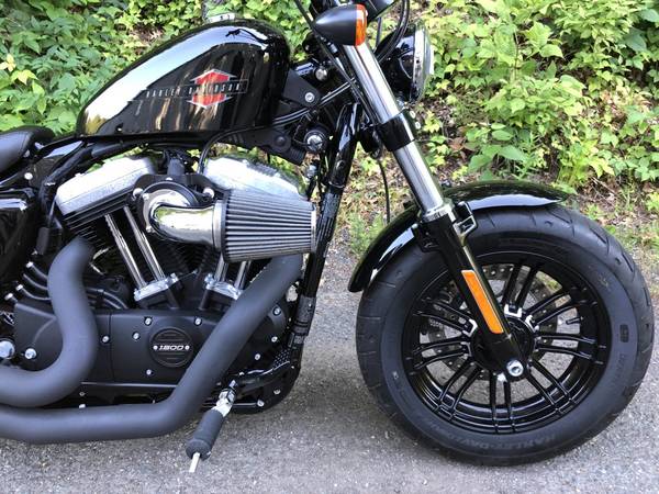 2020 Harley-Davidson, černá, dovoz USA — foto 2 z 11