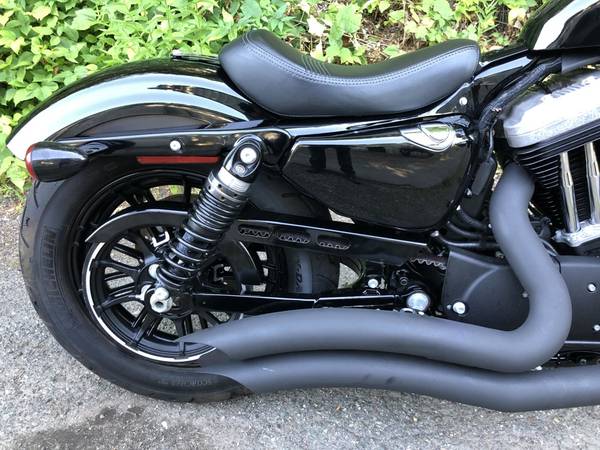 2020 Harley-Davidson, černá, dovoz USA — foto 3 z 11