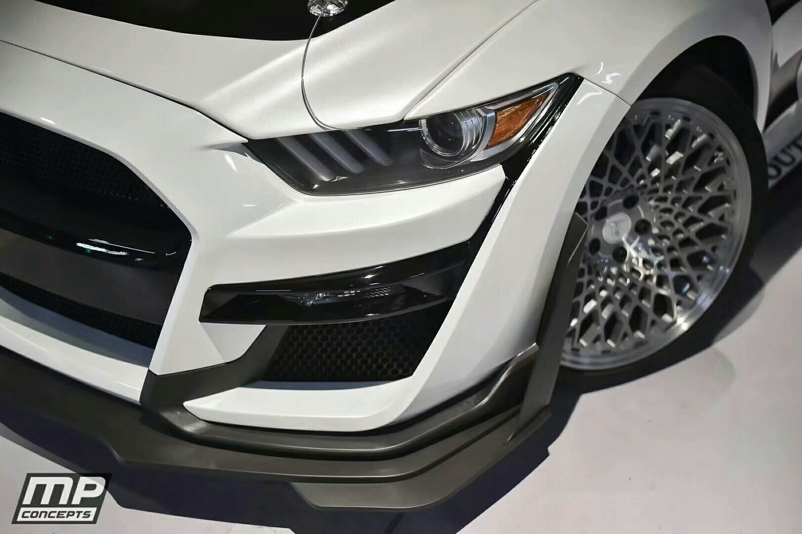 nárazník BodyKit GT500 FORD MUSTANG 2015-2017 GT V6 EcoBoost, Skladem v EU — foto 7 z 16