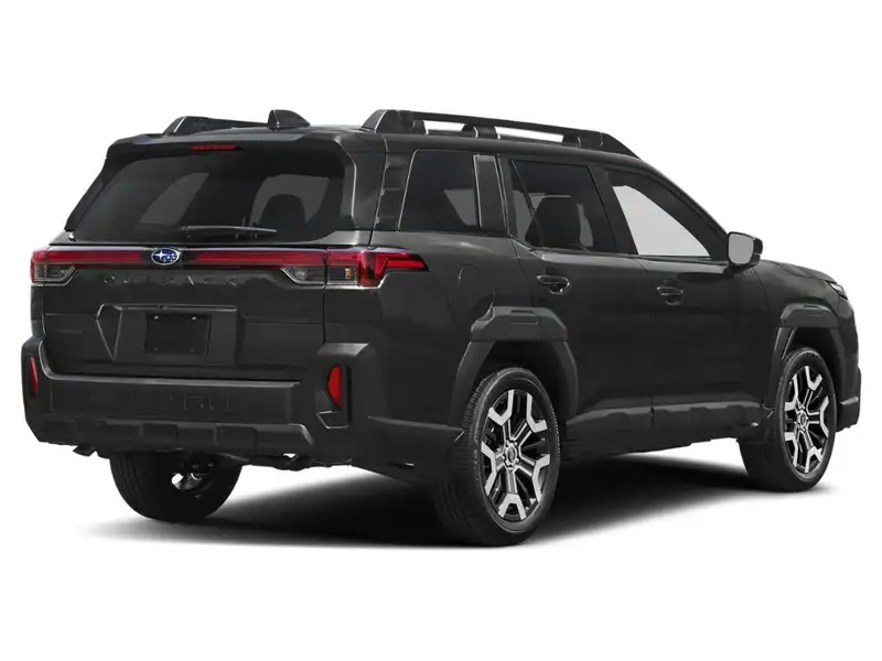 2026 Subaru Outback PREMIER XT, černá, 12 km, dovoz Kanada — foto 2 z 3