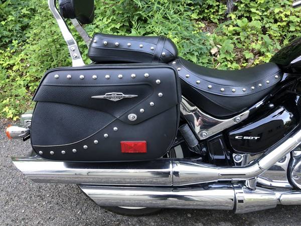 2019 Suzuki, černá, dovoz USA — foto 3 z 11