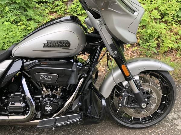 2023 Harley-Davidson, dovoz USA — foto 2 z 11