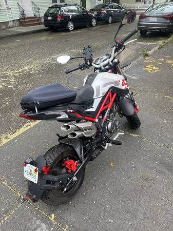 2021 Ducati, dovoz USA — foto 3 z 12
