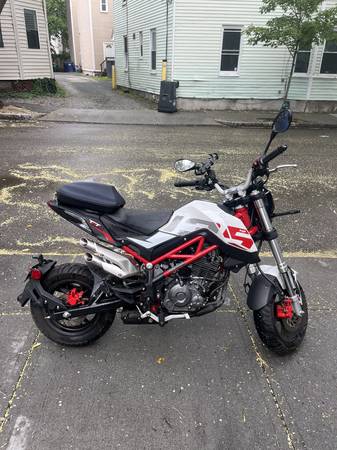 2021 Ducati, dovoz USA — foto 8 z 12