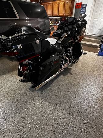 2013 Harley-Davidson, dovoz USA — foto 4 z 7