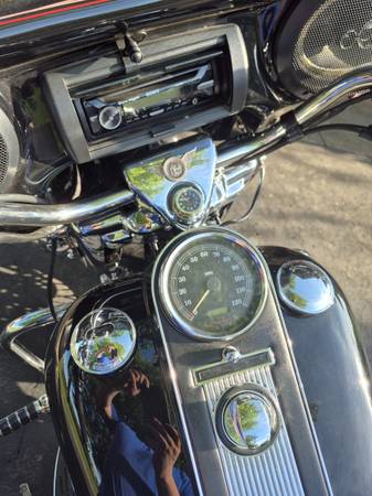 2001 Harley-Davidson, dovoz USA — foto 4 z 10