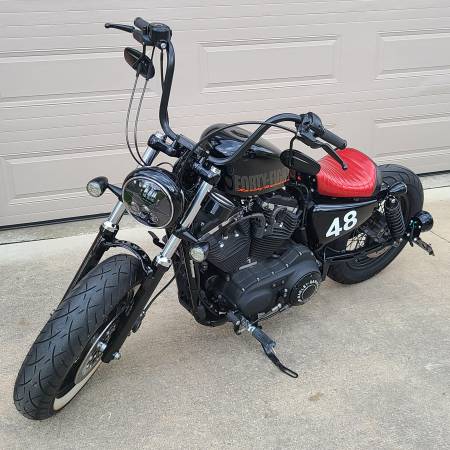 2015 Harley-Davidson, dovoz USA — foto 2 z 12