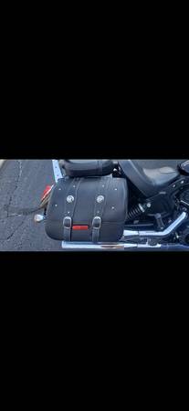2016 Indian, dovoz USA — foto 3 z 12