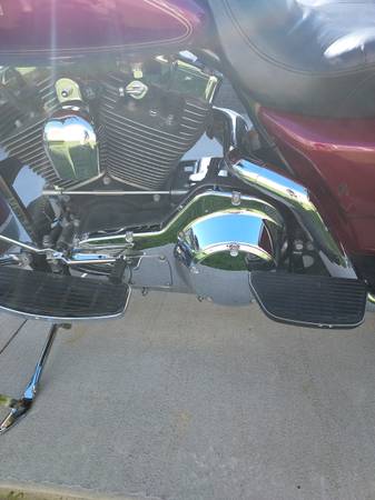2004 Harley-Davidson, dovoz USA — foto 5 z 8