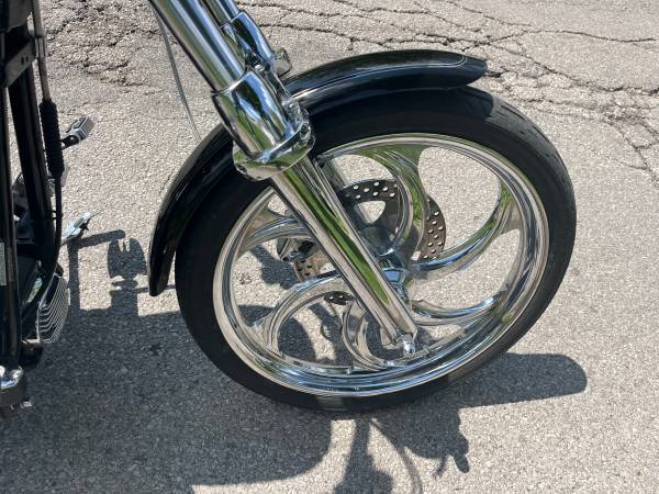 Harley-Davidson, dovoz USA — foto 4 z 8