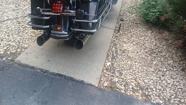 2000 Harley-Davidson, dovoz USA — foto 2 z 8