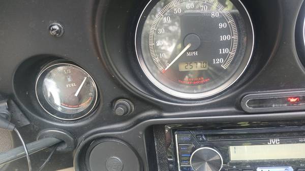 2000 Harley-Davidson, dovoz USA — foto 5 z 8