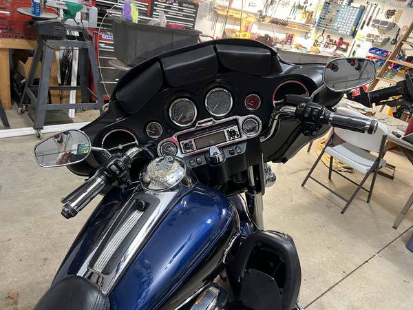 2013 Harley-Davidson, dovoz USA — foto 3 z 5