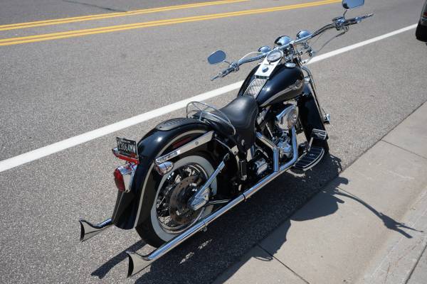 2003 Harley-Davidson, dovoz USA — foto 11 z 12
