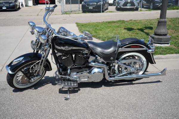 2003 Harley-Davidson, dovoz USA — foto 4 z 12