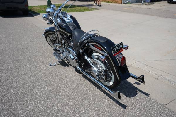 2003 Harley-Davidson, dovoz USA — foto 6 z 12