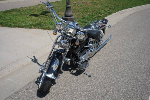 2003 Harley-Davidson, dovoz USA — foto 8 z 12