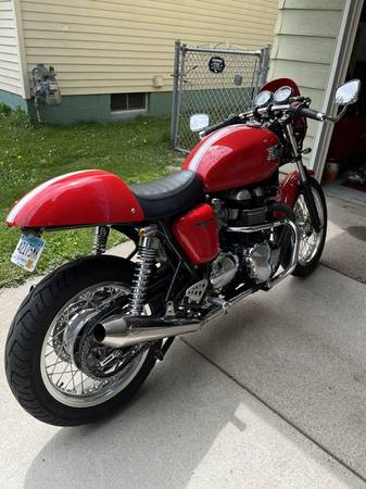 Triumph, dovoz USA — foto 3 z 6