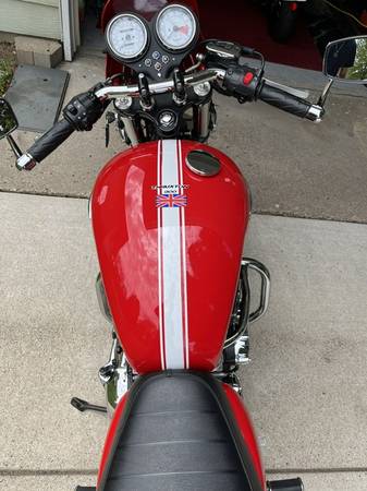 Triumph, dovoz USA — foto 5 z 6