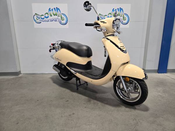 2025 Lance Havana Classic 49cc Scooter : END of SEASON SALE, dovoz USA — foto 2 z 10