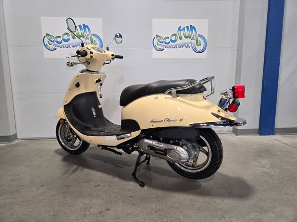 2025 Lance Havana Classic 49cc Scooter : END of SEASON SALE, dovoz USA — foto 6 z 10
