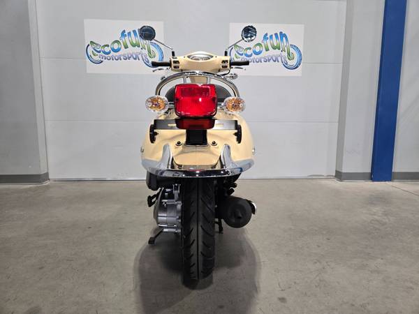 2025 Lance Havana Classic 49cc Scooter : END of SEASON SALE, dovoz USA — foto 8 z 10
