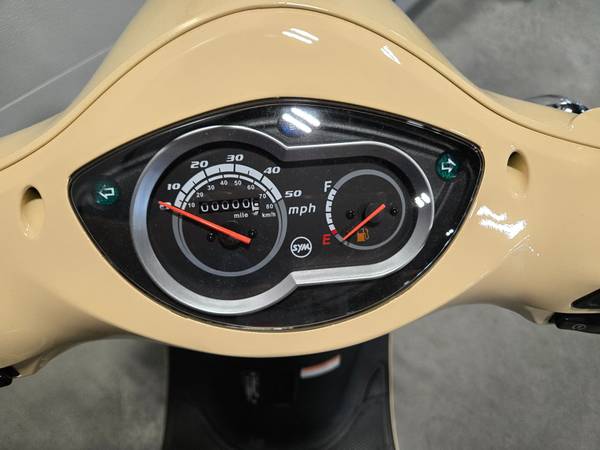 2025 Lance Havana Classic 49cc Scooter : END of SEASON SALE, dovoz USA — foto 9 z 10