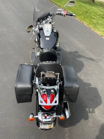 2018 Suzuki, dovoz USA — foto 12 z 12