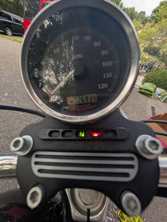 2004 Harley-Davidson, dovoz USA — foto 5 z 11