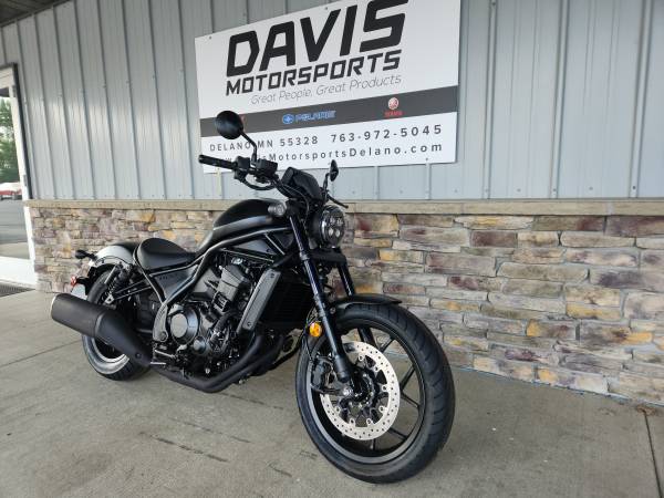 2026 Harley-Davidson, černá, dovoz USA — foto 3 z 11