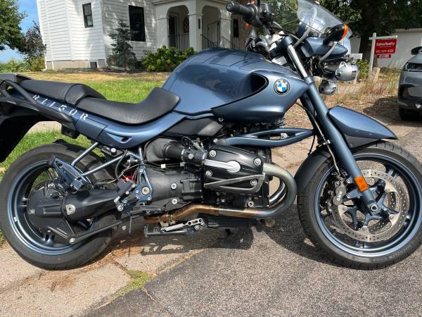2004 BMW, dovoz USA — foto 9 z 12