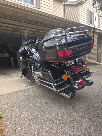 2012 Harley-Davidson, dovoz USA — foto 3 z 3