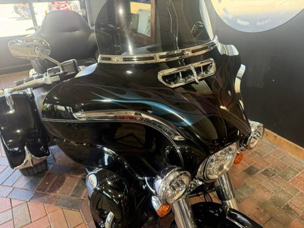2016 Harley-Davidson, dovoz USA — foto 10 z 12
