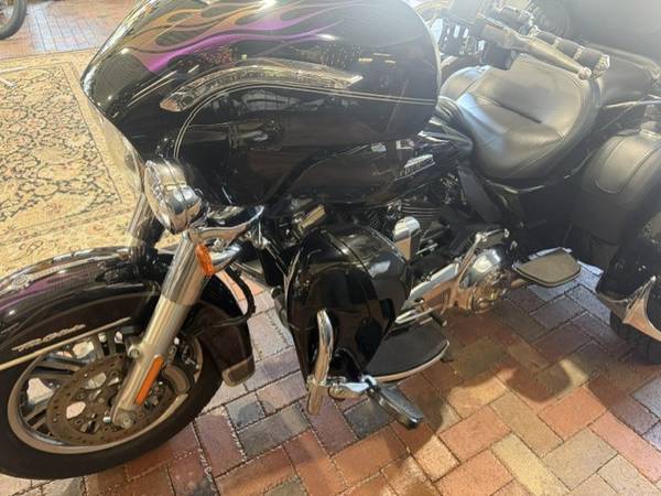 2016 Harley-Davidson, dovoz USA — foto 2 z 12