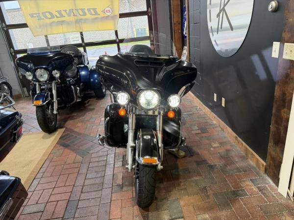 2016 Harley-Davidson, dovoz USA — foto 10 z 12
