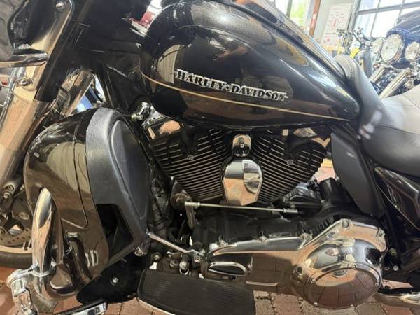 2016 Harley-Davidson, dovoz USA — foto 2 z 12