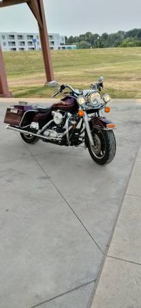 1997 Harley-Davidson, dovoz USA — foto 3 z 4