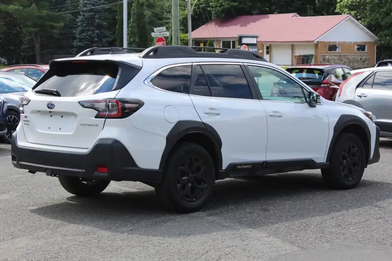 2024 Subaru Outback Commodité, bílá, 51 314 km, dovoz Kanada — foto 3 z 12