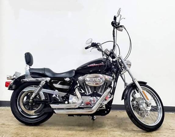 2007 Harley-Davidson, dovoz USA — foto 2 z 12