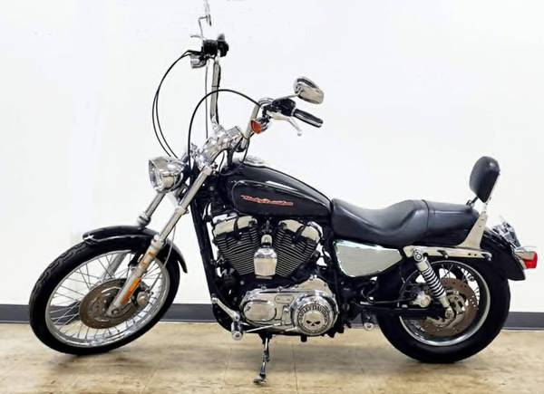 2007 Harley-Davidson, dovoz USA — foto 3 z 12