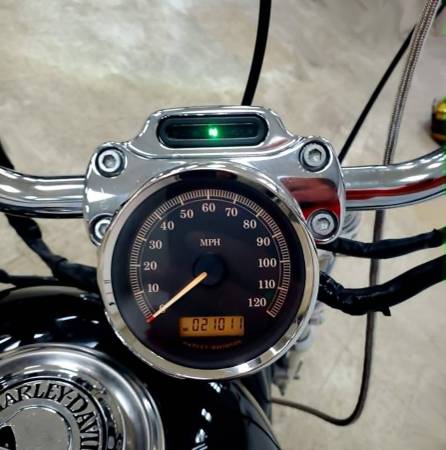 2007 Harley-Davidson, dovoz USA — foto 9 z 12