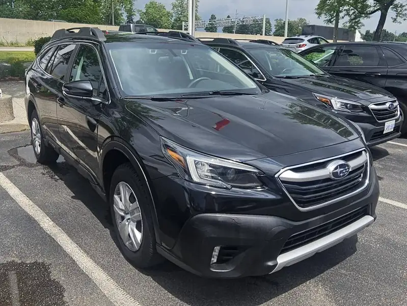 2020 Subaru Outback Convenience, černá, 116 800 km, dovoz Kanada — foto 2 z 12
