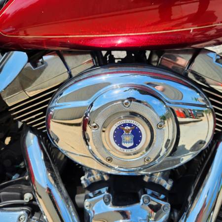 2012 Harley-Davidson, dovoz USA — foto 10 z 12