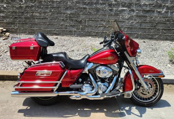 2012 Harley-Davidson, dovoz USA — foto 3 z 12
