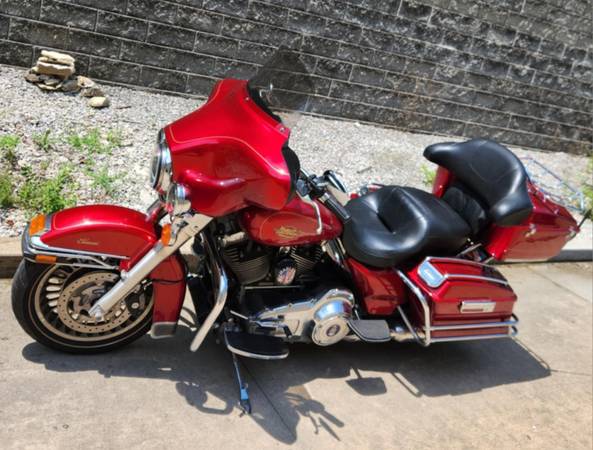 2012 Harley-Davidson, dovoz USA — foto 6 z 12