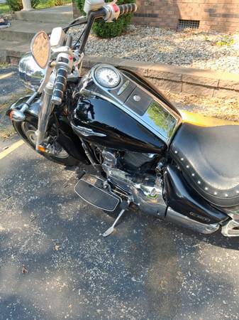 2008 Suzuki, dovoz USA — foto 2 z 7