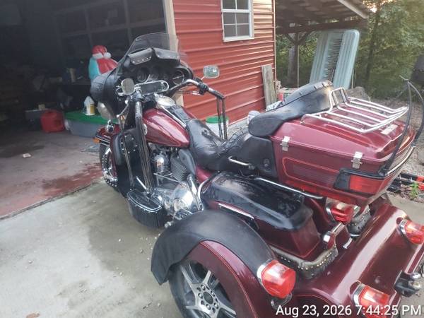 Harley-Davidson, dovoz USA — foto 3 z 5