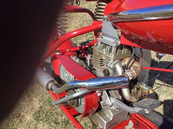 1951 Cushman Eagle, dovoz USA — foto 10 z 12