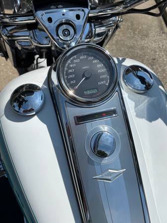 2016 Harley-Davidson, dovoz USA — foto 2 z 11