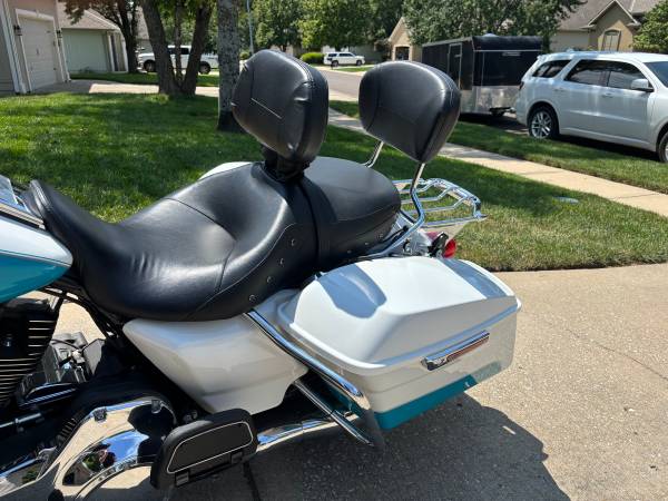 2016 Harley-Davidson, dovoz USA — foto 6 z 11